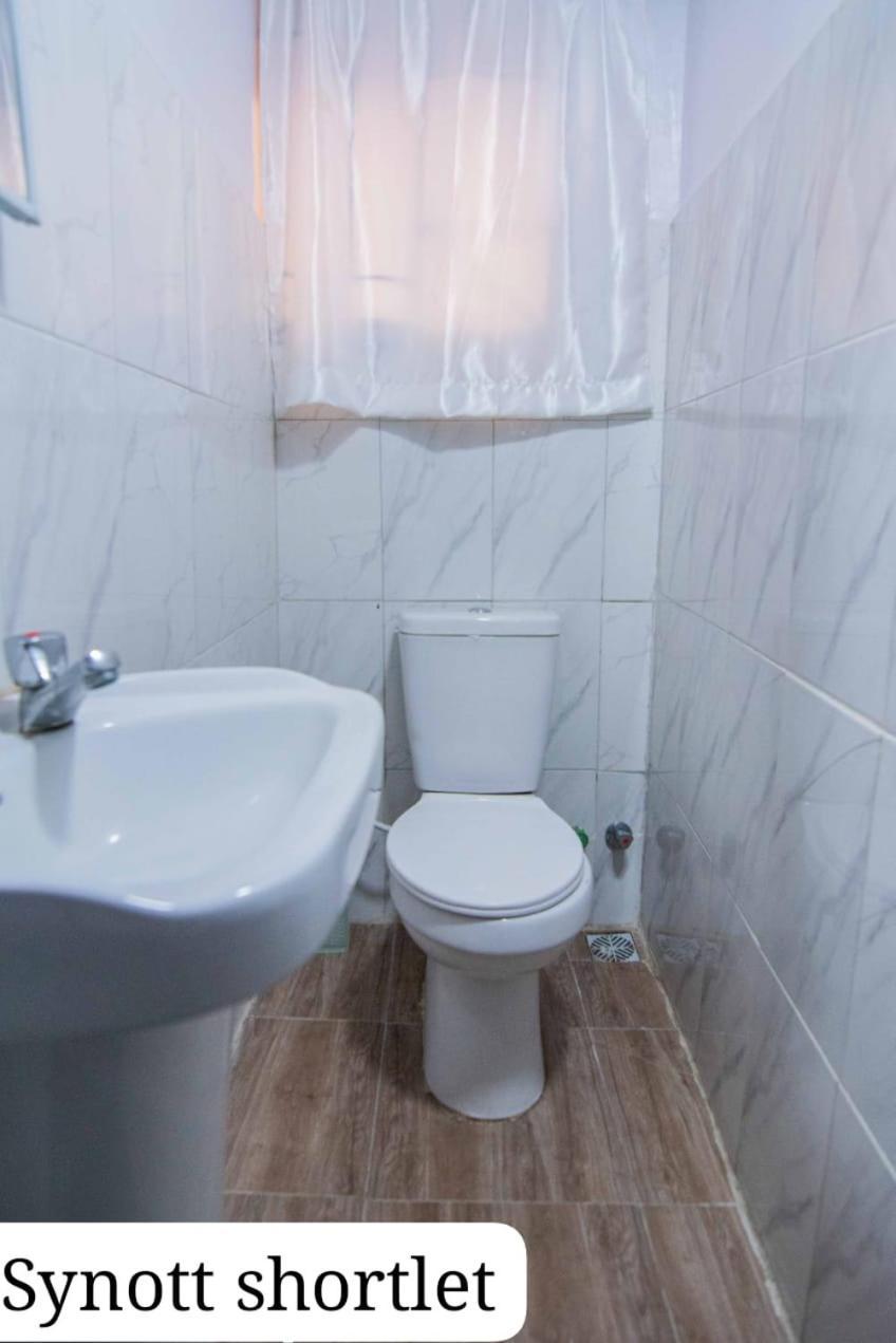 Synott Apartment Ikeja Εξωτερικό φωτογραφία